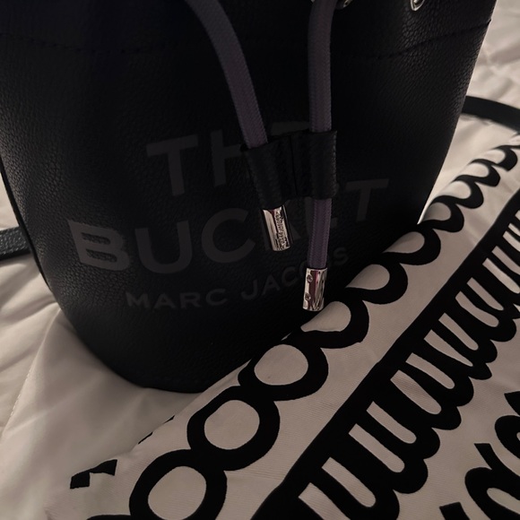 March Jacob’s bucket bag